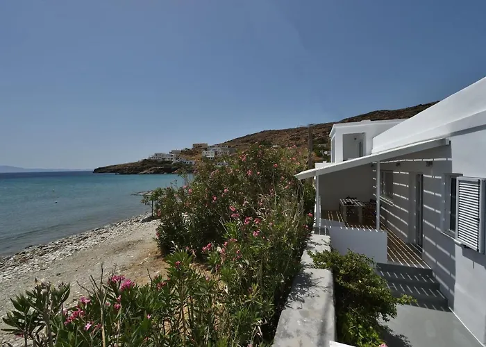 Seaside Home In Kardiani/Giannaki Bay - Agnes\'S Home