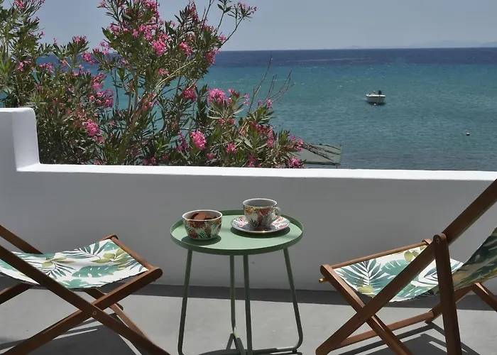 Seaside Home In Kardiani/Giannaki Bay - Agnes\'S Home